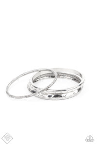 Confidently Curvaceous - White - Paparazzi - The Jewel Family